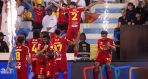 القادسية يسقط النصر بثلاثية ويشعل سباق الدوري