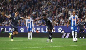 ريال مدريد يؤجل تتويج برشلونة باللقب بالفوز على إسبانيول